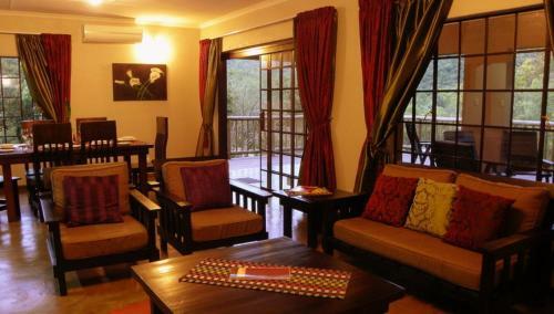 Kata Charis Lakeside Lodge