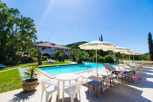 Hostal Residence Oasis