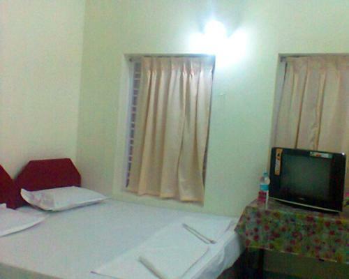 Hotel White House Beach Resort