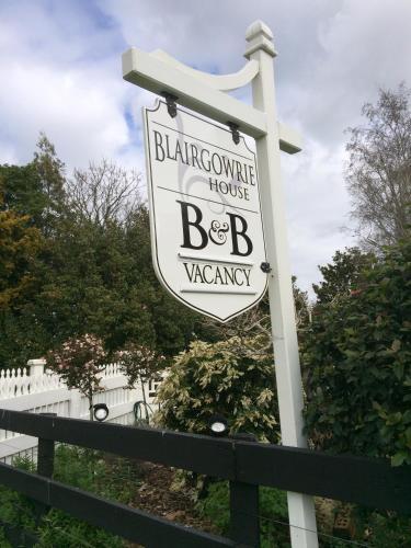 Bed & Breakfast Blairgowrie House
