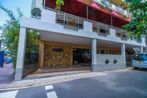 Hotel Omega Regency Colombo