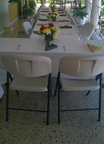 Hostal Palm Bay Guest House & Restaurant
