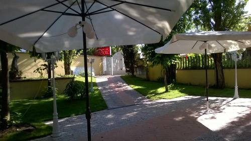 Bed & Breakfast Villa Cardinal Apartments