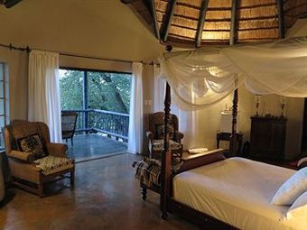 Mvuradona Safari Lodge