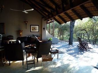 Mvuradona Safari Lodge