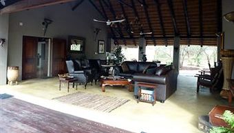 Mvuradona Safari Lodge