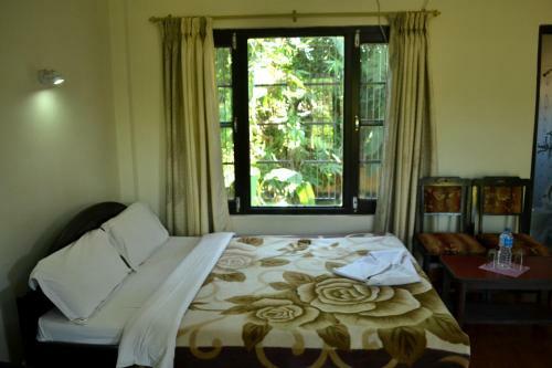 Hotel Chitwan Village Resort