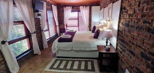 Hostal White Shark Guest House