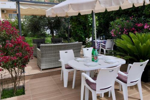 Axenia Hotel