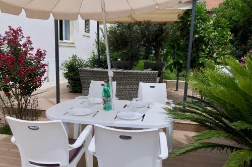 Axenia Hotel