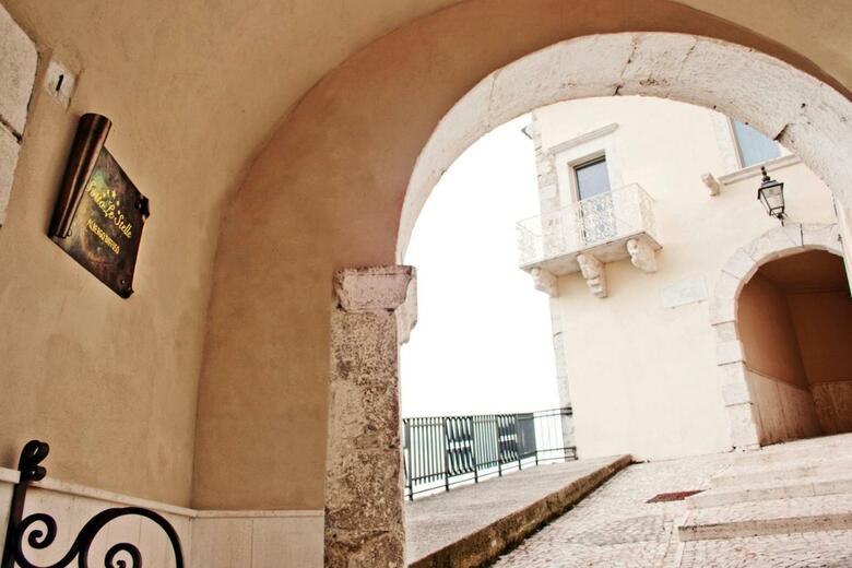 Apartamento Albergo Diffuso Sotto Le Stelle