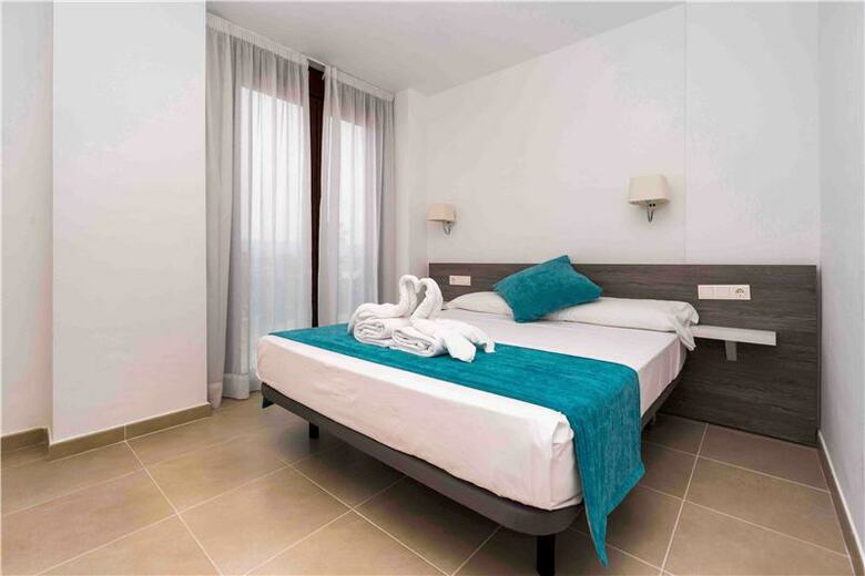 Aparthotel Ferrer Skyline