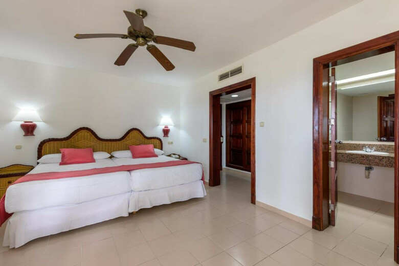 Hotel Playabachata Spa Resort
