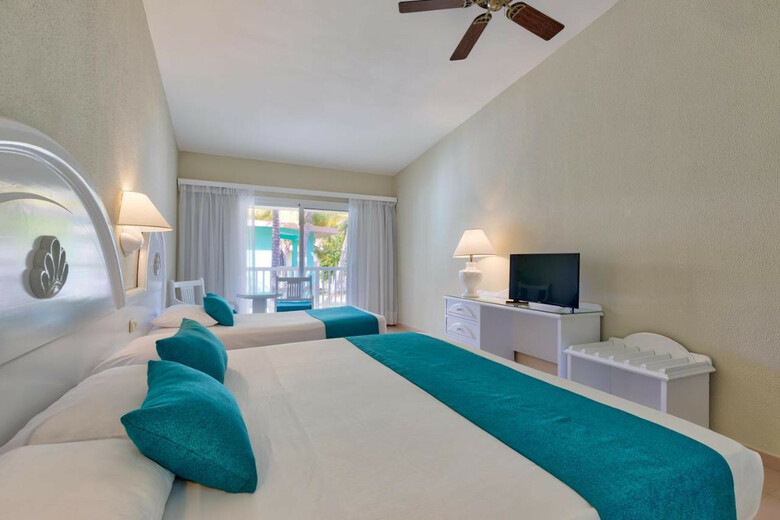 Hotel Playabachata Spa Resort