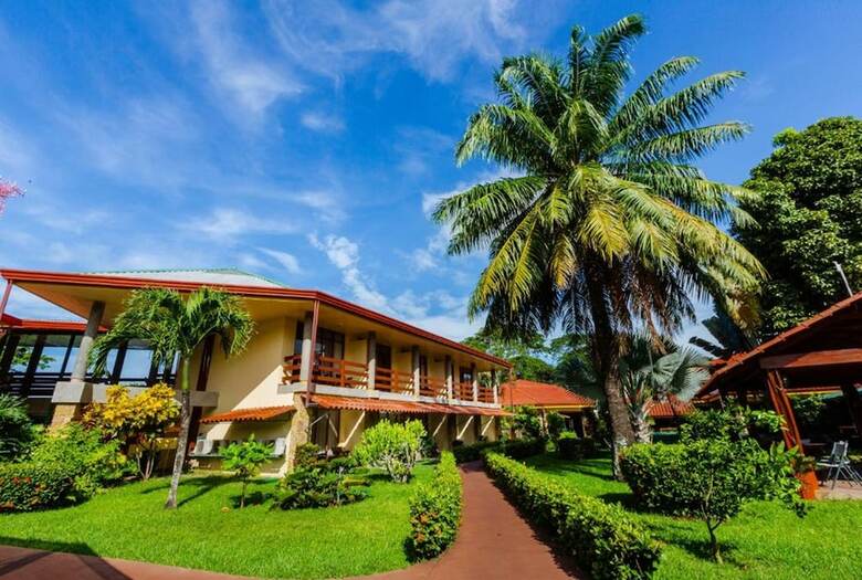 Hotel Amapola (.)