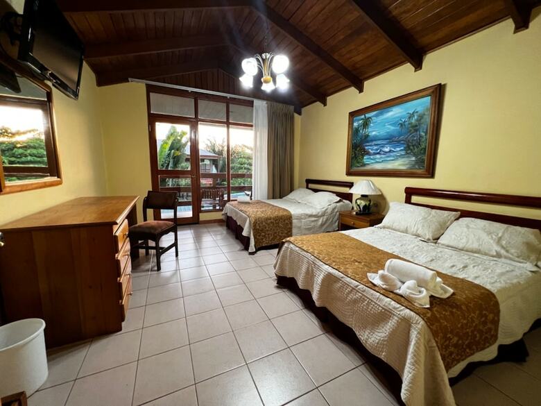 Hotel Amapola (.)