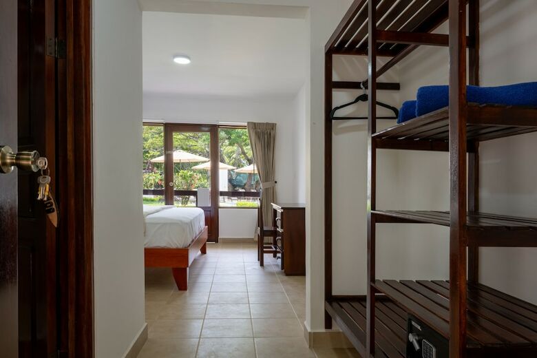 Hotel Fuego Del Sol