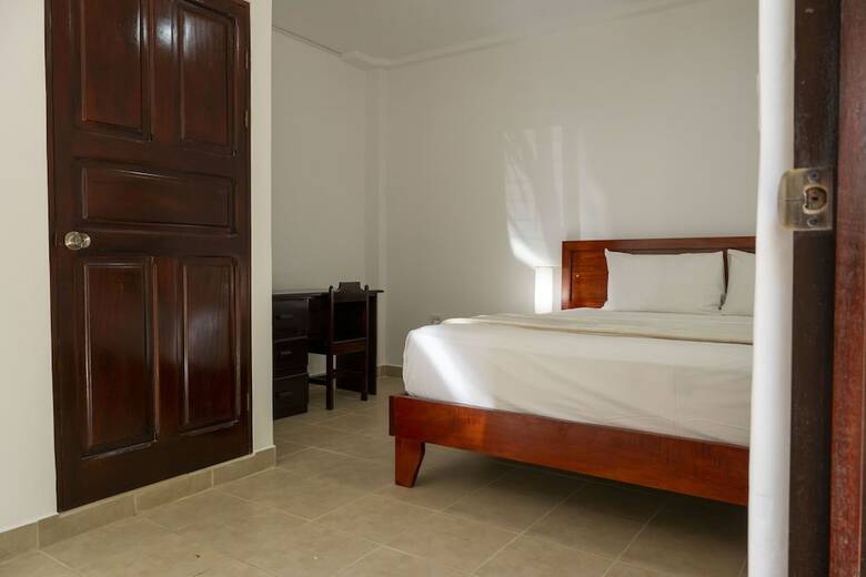 Hotel Fuego Del Sol