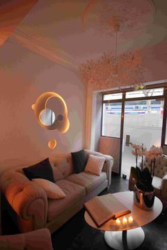 Hotel Lumi�res