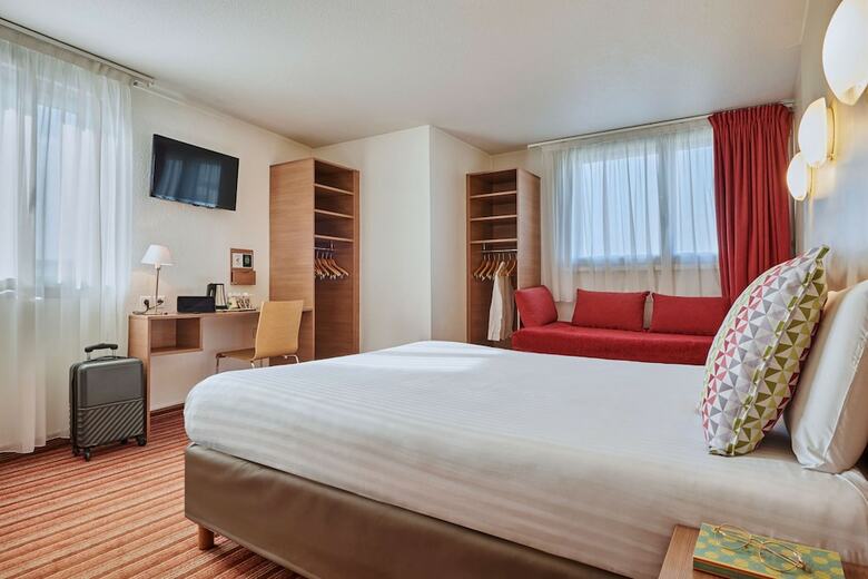 Hotel Kyriad Bercy Village