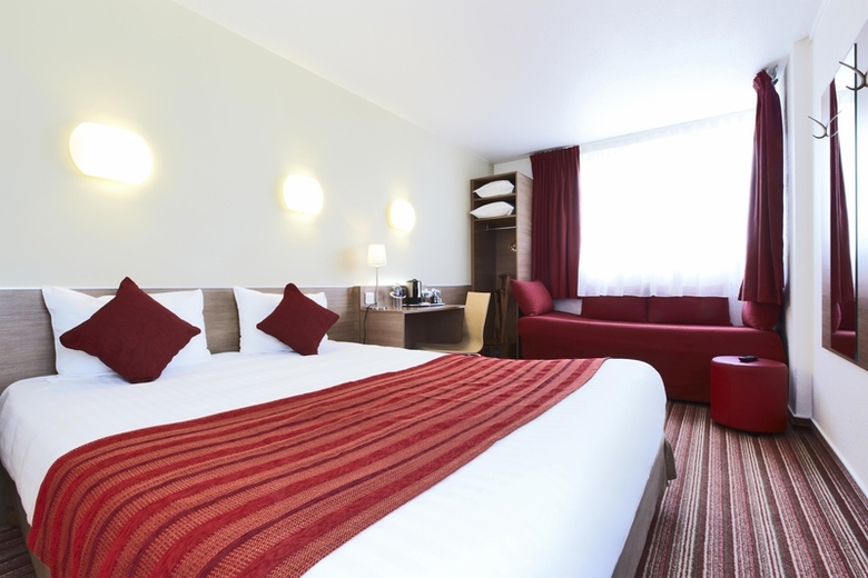 Hotel Kyriad Bercy Village