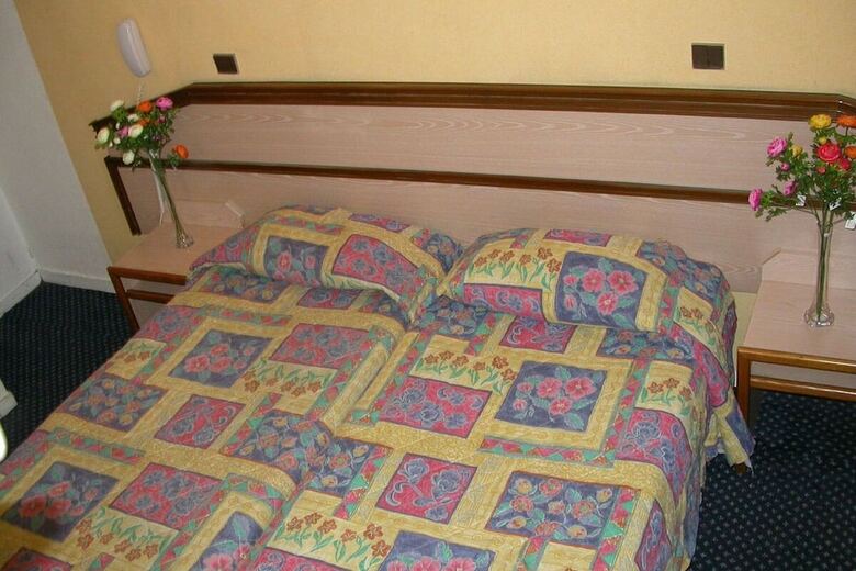 Hotel Mirific