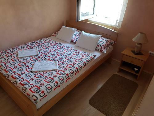 Hostal Amaro Rooms