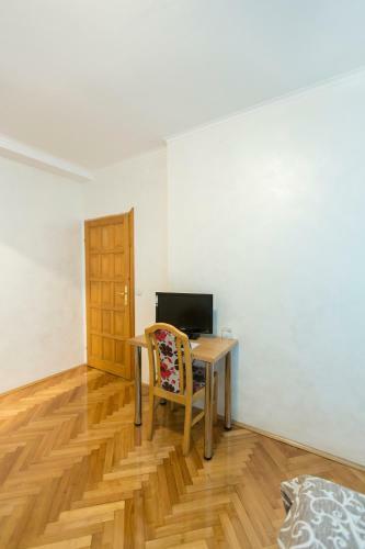 Hostal Amaro Rooms