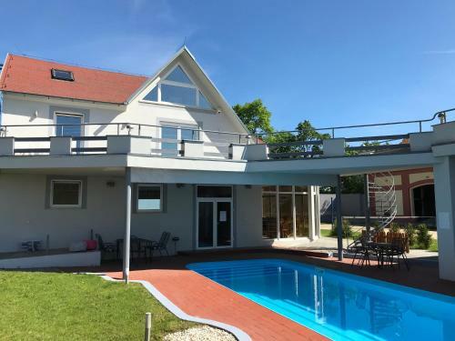 Hostal Beach Pension