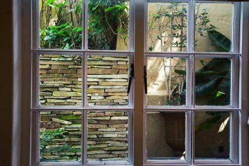 Hostal Goble Palms Guest Lodge & Urban Retreat