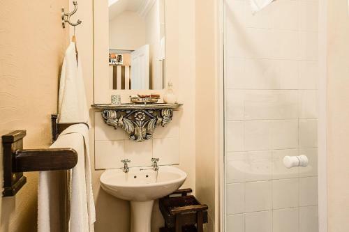 Hostal Goble Palms Guest Lodge & Urban Retreat