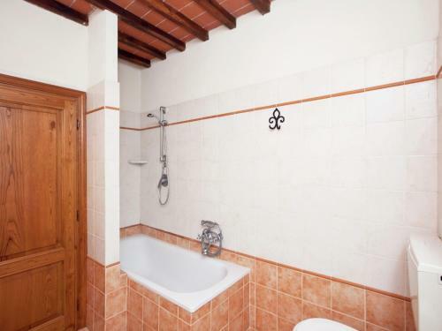 Hostal Holiday Home Sogna Bucine