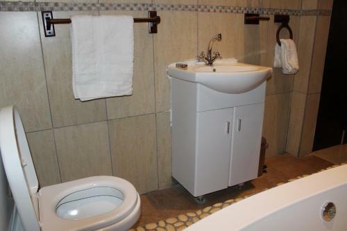 Hostal Big Five Guest House