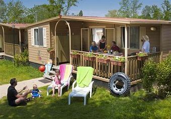 Hostal Camping Village Fabulous