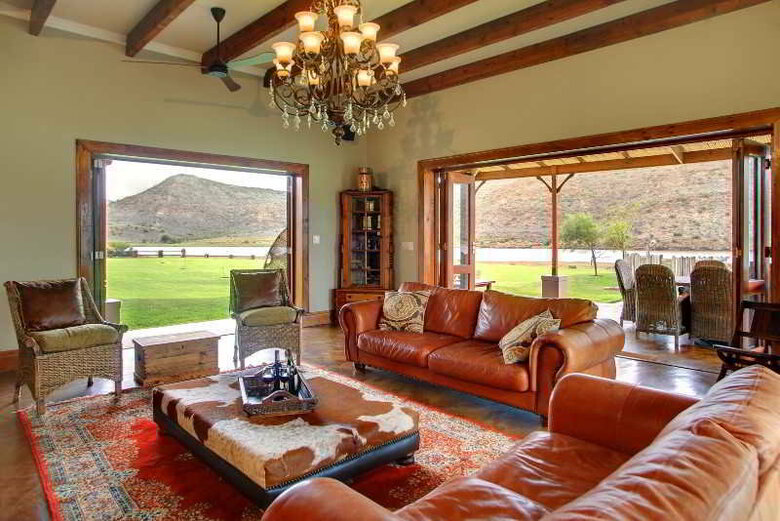 Madi-madi Karoo Safari Lodge