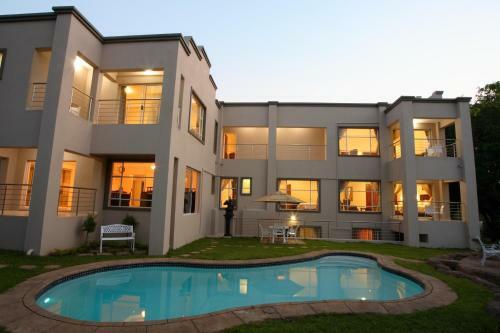 Hostal Global Village Guest House