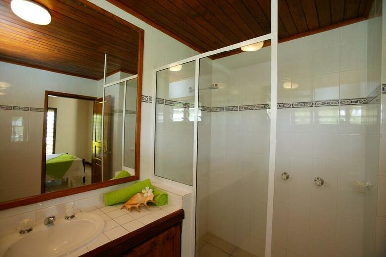 Hotel Mangoes Resort