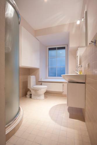 Real House Apartments