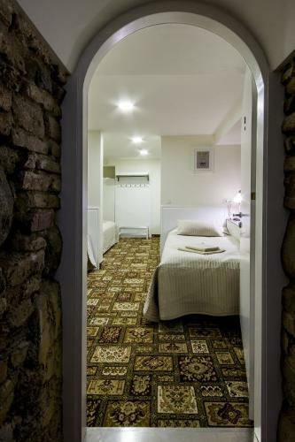 Real House Apartments