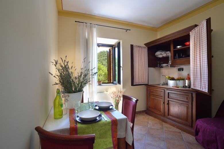 Agroturismo Faro Rosso