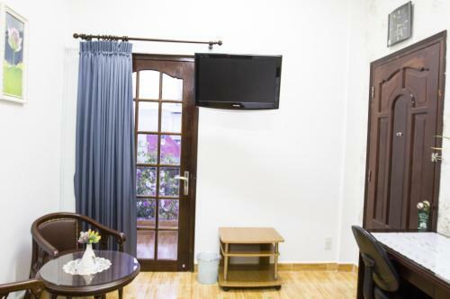 Spring Hotel