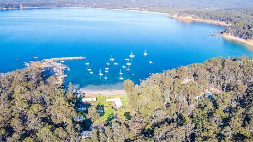 Quarantine Bay Beach Cottages