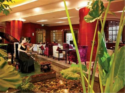 Yuloon Hotel