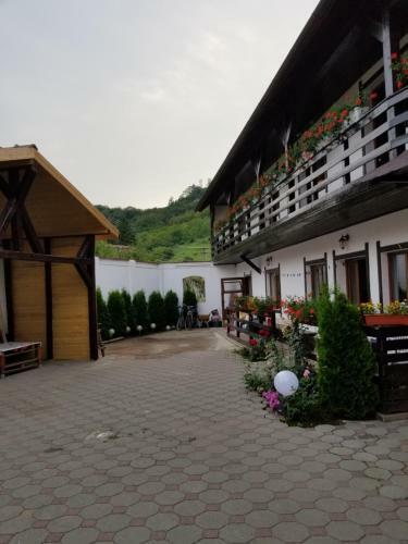 Hostal Pensiunea Liana