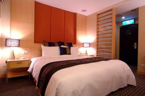 Hotel Jingan Classic Inn
