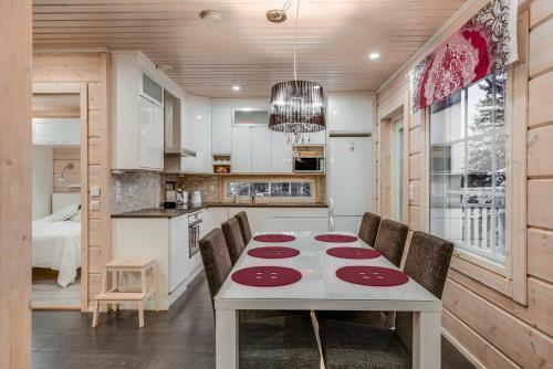 Holiday Home Kerssintie