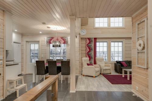 Holiday Home Kerssintie