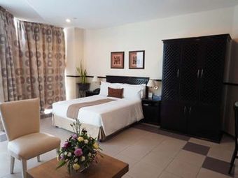 Hotel Harbourview Suites