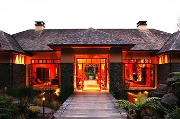Hotel Treetops Lodge & Estate