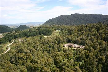 Hotel Treetops Lodge & Estate